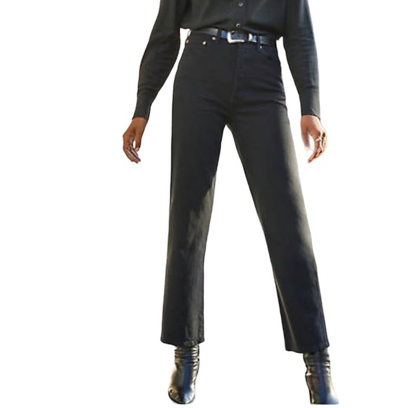Levi's Denim - NWOT Levi’s Ribcage straight leg Black Jeans size 27